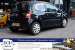 Renault Twingo 1.2 Authentique Trekhaak (bj 2008), Voorwielaandrijving, Gebruikt, 4 cilinders, Zwart