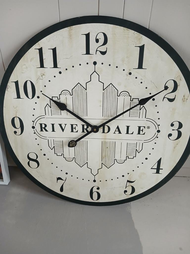 Riverdale klok, Huis en Inrichting, Ophalen of Verzenden, Wandklok