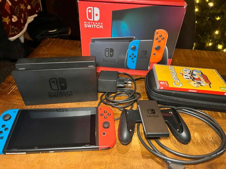 Nintendo Switch V2 + Cuphead - Complete Set!, Spelcomputers en Games, Games | Nintendo Switch, Zo goed als nieuw, Platform, 1 speler