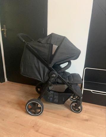 Buggy, zeer comfortabel incl nieuwe regenhoes! beschikbaar voor biedingen