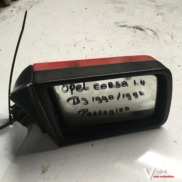 Opel Corsa 1990-1992 Buitenspiegel Rechtsvoor beschikbaar voor biedingen