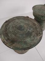 Grote Zuidoost-Aziatische bronzen regendrum (los te koop), Ophalen