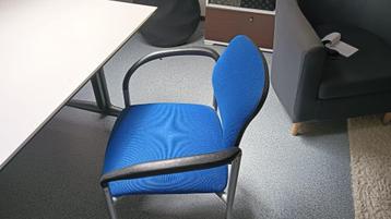 Bureau, gratis af te halen