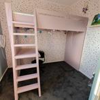 Handgemaakte roze hoogslaper met bureau en kast, Ophalen, Zo goed als nieuw, Hoogslaper