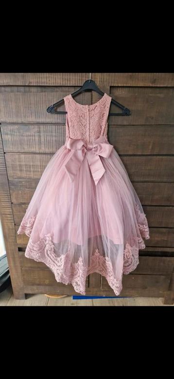 2 prachtige jurken, maat 116-158 beschikbaar voor biedingen