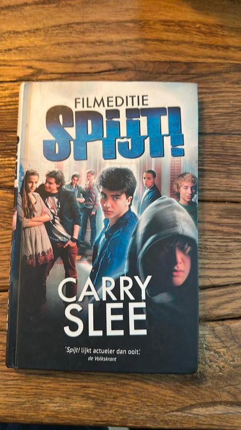 Carry Slee - Spijt!, Boeken, Kinderboeken | Jeugd | 13 jaar en ouder, Zo goed als nieuw, Ophalen of Verzenden