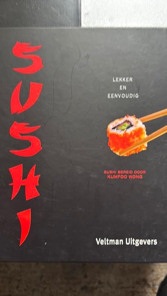 Sushi - Lekker en eenvoudig. Kumfoo Wong, Boeken, Kookboeken, Zo goed als nieuw, Ophalen of Verzenden