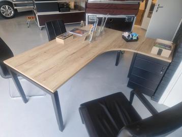 Hoekbureau incl lade kast