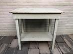 Brocante Tafeltje met Plateau Frans Grenen sleets Oudgroen, Huis en Inrichting, Tafels | Sidetables, Ophalen, Gebruikt, 50 tot 100 cm