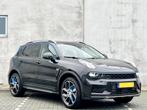 Lynk & Co 01 1.5 261pk PHEV Plug-in Hybride | Panorama / Sch, Auto's, Lynk & Co, Automaat, Leder en Stof, Bedrijf, 3 cilinders