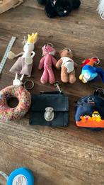 Diverse soorten sleutelhangers, Ophalen, Zo goed als nieuw