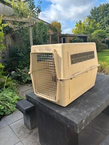 Vari-kennel large beschikbaar voor biedingen