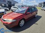 Renault Laguna Grand Tour 1.8-16V Dynamique, Voorwielaandrijving, Gebruikt, 4 cilinders, 1290 kg