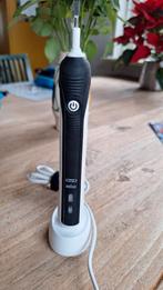 Oral b, Sieraden, Tassen en Uiterlijk, Uiterlijk | Mondverzorging, Ophalen of Verzenden, Tandenborstel