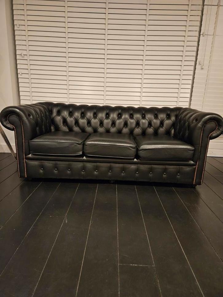 Chesterfield Bank - Klassieke Stijl 2.5 + 1 combinatie, Huis en Inrichting, Banken | Bankstellen, Gebruikt, Rechte bank, Vierpersoons of meer