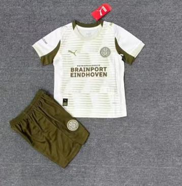 PSV Compleet kinder tenue(thuis,uit,3e tenue) beschikbaar voor biedingen