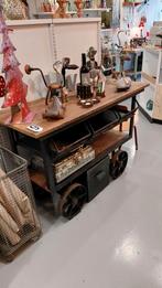 Industriële serveerwagen - werkbank - buitenkeuken, Huis en Inrichting, Tafels | Sidetables, Ophalen, Gebruikt, 100 tot 150 cm