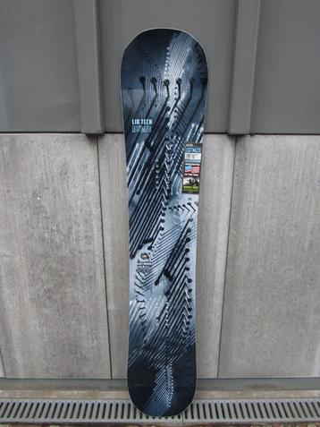 Nieuwe 2025 Lib Tech Legitimizer snowboard in een 156 Wide beschikbaar voor biedingen