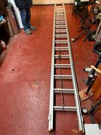 Ladder 16 tredes uitschuifbaar, Ophalen of Verzenden, Zo goed als nieuw, 4 meter of meer