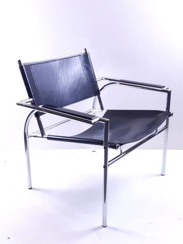 Gerard Vollenbrock fauteuil beschikbaar voor biedingen