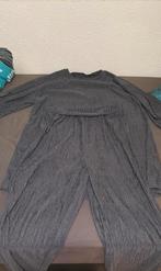 Huispak setje, Kleding | Dames, Huispakken, Maat 38/40 (M), Ophalen of Verzenden, Zo goed als nieuw, Grijs