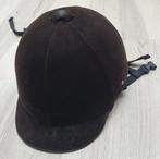 Cap fouganza 54 cm, Dieren en Toebehoren, Paardrijkleding, Ophalen of Verzenden, Zo goed als nieuw, Dressuur, Cap