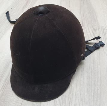 Cap fouganza 54 cm beschikbaar voor biedingen