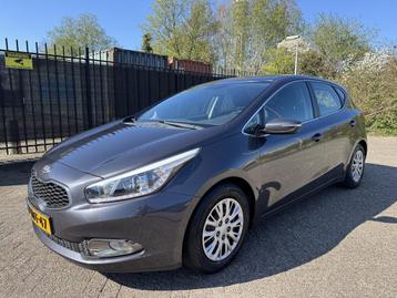 Kia cee'd 1.6 GDI 20th Anniversary (bj 2014) beschikbaar voor biedingen