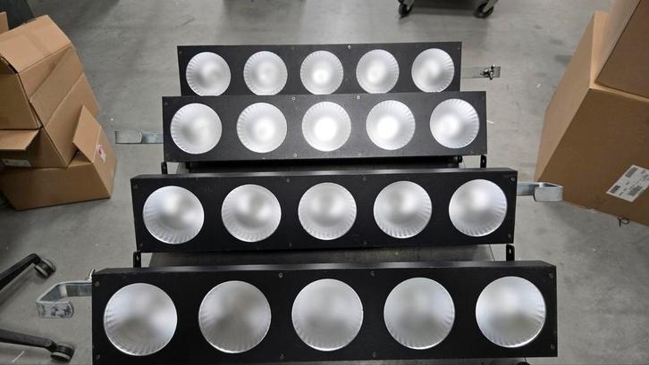 4 stuks Ayra CB 150 Intenz COB Bar, Muziek en Instrumenten, Licht en Laser, Gebruikt, Licht, Geluidgestuurd, Kleur, Stroboscoopeffect