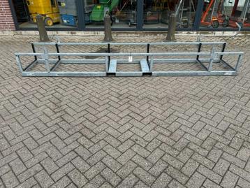 Langmateriaal container/buizen container/opslagbok verzinkt beschikbaar voor biedingen