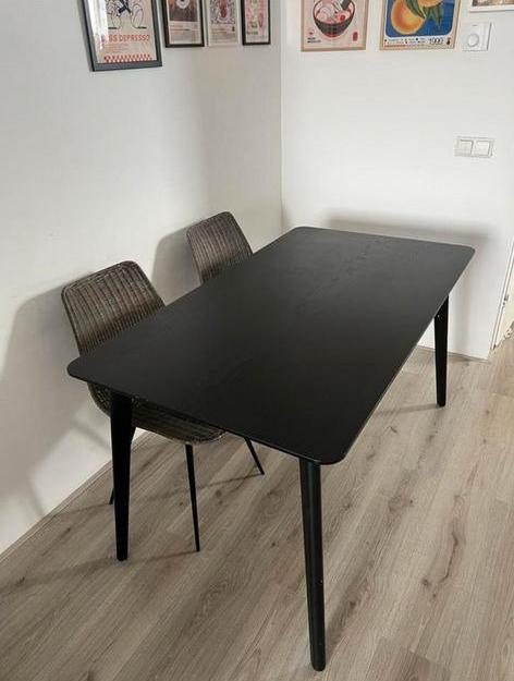 Ikea LISABO eettafel (zwart), Huis en Inrichting, Tafels | Eettafels, Zo goed als nieuw, 50 tot 100 cm, 100 tot 150 cm, Rechthoekig