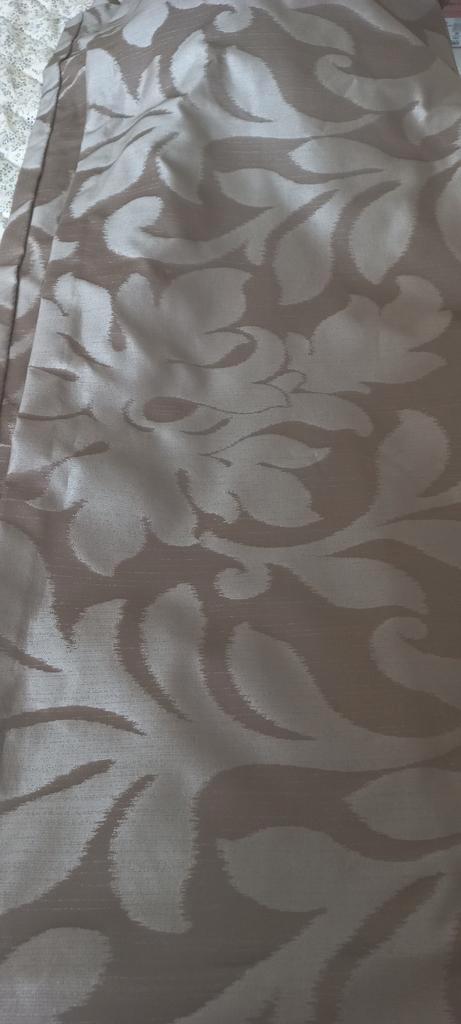 3 stellen overgordijnen taupe /beige., Huis en Inrichting, Stoffering | Gordijnen en Lamellen, Gebruikt, 200 cm of meer, 100 tot 150 cm