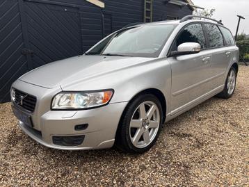 Volvo V50 1.8i MOMENTUM LEER XENON YOUNGTIMER CRUISE CLIMA beschikbaar voor biedingen