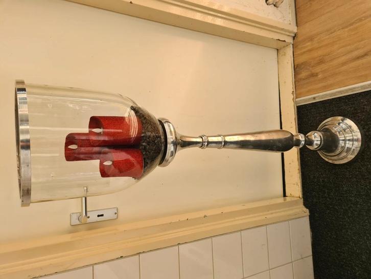 Glazen stolp windlicht kaarsenhouder op voet, Huis en Inrichting, Woonaccessoires | Kandelaars en Kaarsen, Zo goed als nieuw, Kandelaar