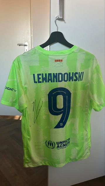 Gesigneerd Lewandowski shirt met videobewijs beschikbaar voor biedingen