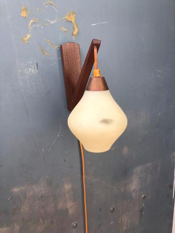 €27,50 Wandlamp hout glas vintage retro jaren 50-60 