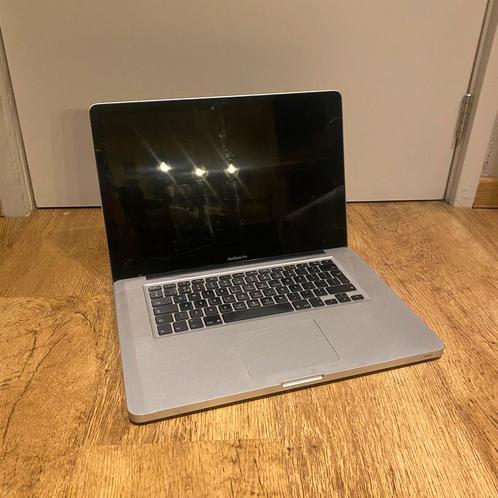 Apple Macbook Pro 15 inch met intel Core i7 ( DEFECT ), Computers en Software, Apple Macbooks, Gebruikt, MacBook Pro, 15 inch