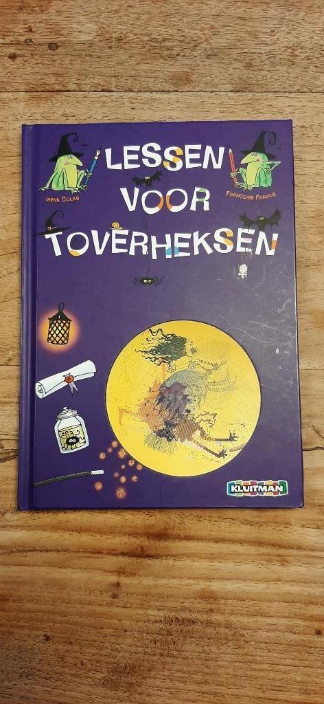 F. Francq - Lessen voor toverheksen, Boeken, Kinderboeken | Jeugd | onder 10 jaar, Zo goed als nieuw, Ophalen of Verzenden