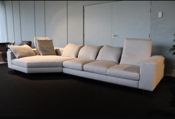 Minotti Freeman modulaire Hoekbank stof cat G LP€ 25.000,- beschikbaar voor biedingen