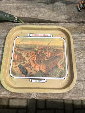 Dienblad metaal brier Henninger Brau duitsland vintage €5 beschikbaar voor biedingen