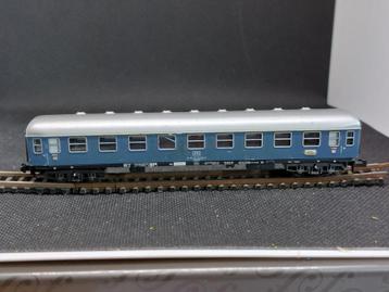 Minitrix 13009 - 1eKl. personenwagen Aüm 202 (13288) beschikbaar voor biedingen