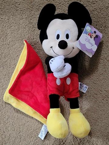 MICKEY MOUSE KNUFFEL met knuffeldoekje / Disney nieuw beschikbaar voor biedingen