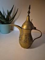 Oosterse theepot / koffiepot van brons, Antiek en Kunst, Verzenden