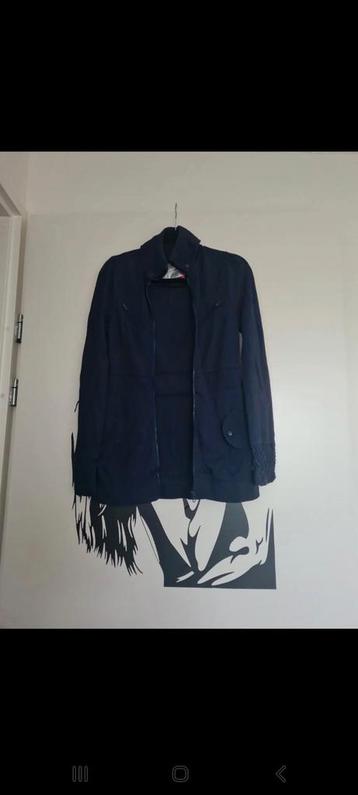 Buddha to Buddha Vest Maat S beschikbaar voor biedingen