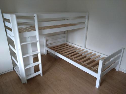 Stapelbed 2 persoons, trap en bed kunnen ook andersom, Huis en Inrichting, Slaapkamer | Stapelbedden en Hoogslapers, Zo goed als nieuw