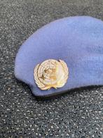 Baret unifil libanon VN united nations, Verzenden, Landmacht, Nederland, Helm of Baret