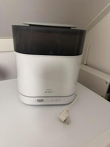 Philips Avent 4-in-1 elektrische stoomsterilisator SCF286/02 beschikbaar voor biedingen