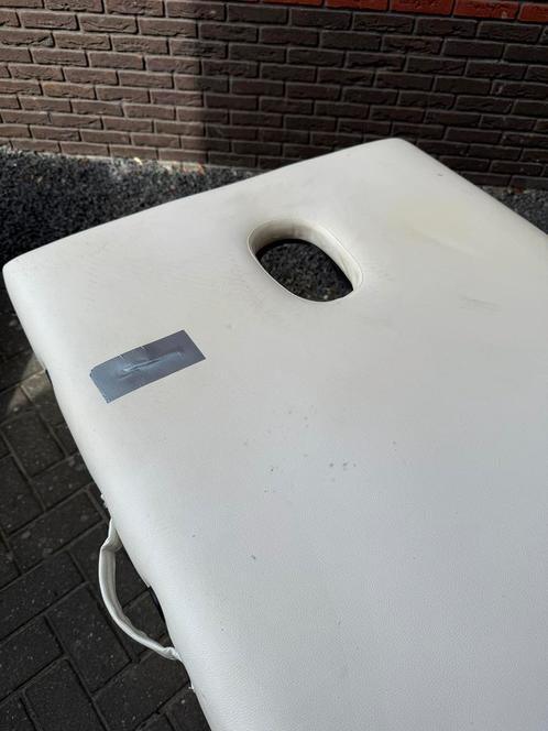 Massage tafel lichtgewicht en in hoogte verstelbaar, Sport en Fitness, Massageproducten, Gebruikt, Massagetafel, Ophalen