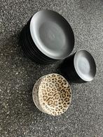 Servies zwart en tijgerprint, Huis en Inrichting, Keuken | Servies, Ophalen, Overige stijlen, Bord(en)