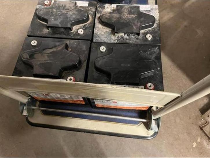 4 st. Dynac Deep Cycle accu 6 volt 245ah type DTA 6245 AGM, Auto-onderdelen, Accu's en Toebehoren, Universele onderdelen, Gebruikt